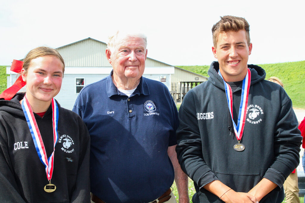 Two-time Gold Olympian and DCM Emeritus, Gary Anderson, was in attendance for the Championship. Gary was the award presenter and posed for photos after the event.