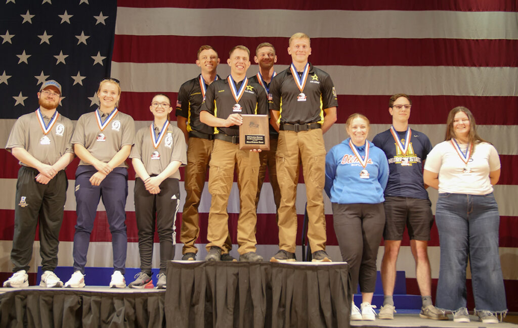 The U.S. Army Marksmanship Unit rose as the top team in the Air Rifle competition.